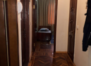 Satılır 2 otaqlı 65 m2 köhnə tikili Nizami r.