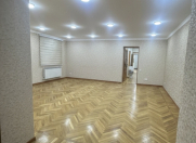 İcarəyə verilir 3 otaqlı 110 m2 ofis Gənclik Mall