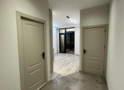 Satılır 2 otaqlı 45 m2 yeni tikili 28 May m.