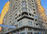 Satılır 4 otaqlı 232 m2 yeni tikili 28 May m.