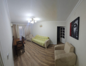 İcarəyə verilir 2 otaqlı 60 m2 köhnə tikili Həzi Aslanov