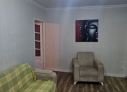 İcarəyə verilir 2 otaqlı 65 m2 köhnə tikili Həzi Aslanov