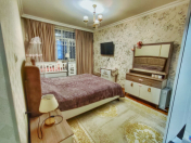 Satılır 4 otaqlı 100 m2 köhnə tikili Əhmədli m.