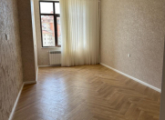 Satılır 2 otaqlı 85 m2 yeni tikili 28 May m.