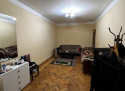 Satılır 1 otaqlı 35 m2 köhnə tikili Memar Əcəmi m.