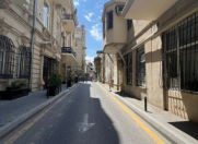 Satılır 2 otaqlı 43 m2 köhnə tikili Səbail r.