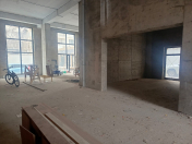 Satılır 3 otaqlı 700 m2 obyekt Nəsimi bazarı