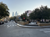 Satılır 3 otaqlı 90 m2 köhnə tikili İçəri Şəhər m.