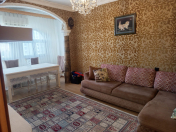 Satılır 3 otaqlı 80 m2 köhnə tikili Nəsimi r.