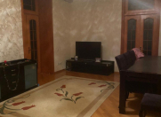 Satılır 3 otaqlı 78 m2 köhnə tikili Heydər Əliyev sarayı