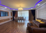 Satılır 5 otaqlı 285 m2 yeni tikili Tibb Universiteti