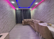 Satılır 3 otaqlı 52 m2 köhnə tikili Ayna Sultanova heykəli