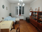 Satılır 2 otaqlı 62 m2 köhnə tikili Sahil m.