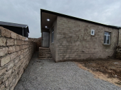 Satılır 3 otaqlı 2 m2 həyət evi Binə