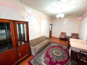 Satılır 3 otaqlı 65 m2 köhnə tikili Həzi Aslanov m.