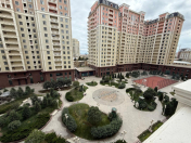 Satılır 2 otaqlı 70 m2 yeni tikili Elmlər Akademiyası m.