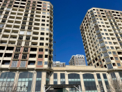 Satılır 3 otaqlı 165 m2 yeni tikili 28 May m.