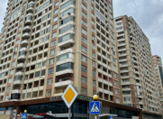 İcarəyə verilir 2 otaqlı 90 m2 yeni tikili Şah İsmayıl Xətai m.