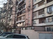 İcarəyə verilir 1 otaqlı 55 m2 köhnə tikili İnşaatçılar m.