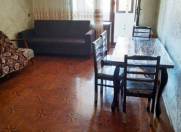 Satılır 3 otaqlı 85 m2 köhnə tikili Gənclik m.