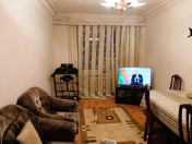 Satılır 3 otaqlı 70 m2 köhnə tikili Əhmədli m.