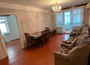 İcarəyə verilir 2 otaqlı 80 m2 köhnə tikili Xalqlar Dostluğu m.