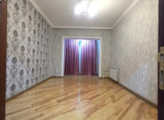 Satılır 2 otaqlı 70 m2 köhnə tikili Həzi Aslanov m.