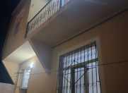 İcarəyə verilir 3 otaqlı 90 m2 həyət evi Xırdalan