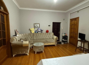 Satılır 2 otaqlı 70 m2 yeni tikili Qara Qarayev m.