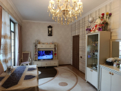 İcarəyə verilir 3 otaqlı 120 m2 yeni tikili 28 May m.