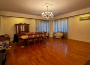 Satılır 4 otaqlı 190 m2 yeni tikili 28 May m.