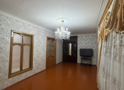 Satılır 3 otaqlı 65 m2 köhnə tikili İçəri Şəhər m.