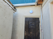 İcarəyə verilir 3 otaqlı 100 m2 həyət evi İnşaatçılar m.