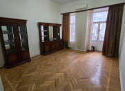 İcarəyə verilir 3 otaqlı 102 m2 ofis 28 Mall