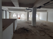 İcarəyə verilir 5 otaqlı 125 m2 obyekt Şah İsmayıl Xətai m.