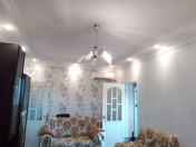 Satılır 2 otaqlı 50 m2 köhnə tikili Nərimanov r.