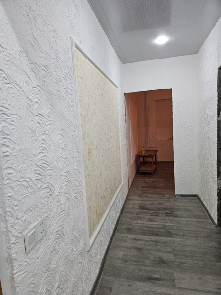 Satılır 3 otaqlı 66 m2 köhnə tikili 8 mkr