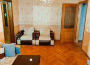 Satılır 2 otaqlı 60 m2 köhnə tikili İncəsənət və Mədəniyyət Un.