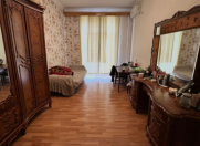 Satılır 2 otaqlı 65 m2 köhnə tikili Gənclik m.