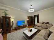 İcarəyə verilir 2 otaqlı 70 m2 köhnə tikili Şah İsmayıl Xətai m.