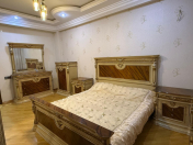 İcarəyə verilir 3 otaqlı 150 m2 yeni tikili İnşaatçılar m.