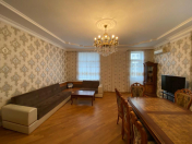 İcarəyə verilir 3 otaqlı 130 m2 yeni tikili İnşaatçılar m.