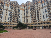 Satılır 4 otaqlı 230 m2 yeni tikili Nizami m.