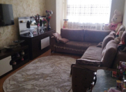 Satılır 3 otaqlı 80 m2 köhnə tikili Həzi Aslanov m.