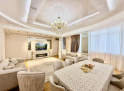 Satılır 4 otaqlı 150 m2 yeni tikili Qara Qarayev m.