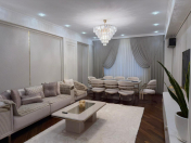 Satılır 4 otaqlı 200 m2 yeni tikili Xətai r.