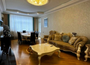 Satılır 3 otaqlı 150 m2 yeni tikili 28 May m.