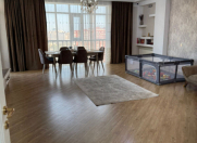 Satılır 4 otaqlı 185 m2 yeni tikili 28 May m.