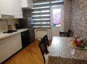 Satılır 3 otaqlı 140 m2 yeni tikili İnşaatçılar m.