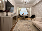 Satılır 2 otaqlı 65 m2 köhnə tikili Gənclik m.